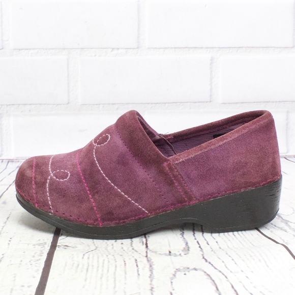 L.L. Bean Other - LL Bean Girls Purple Suede Clogs Size 3